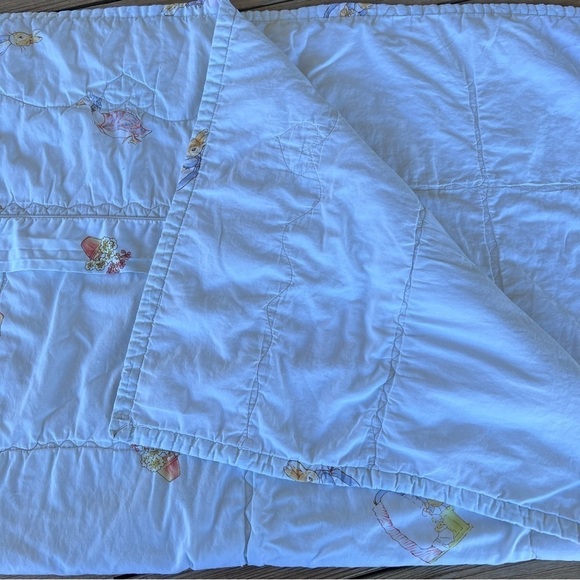 Beatrix Potter Peter Rabbit Quilted Toddler Quilt Blanket 49x38 PBK? GUC Flaws - Picture 3 of 16